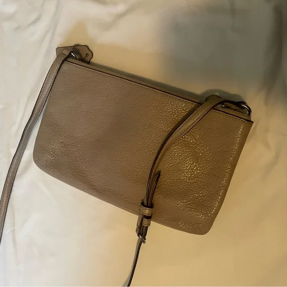 Coach Crossbody Bag - Picture 5 of 9